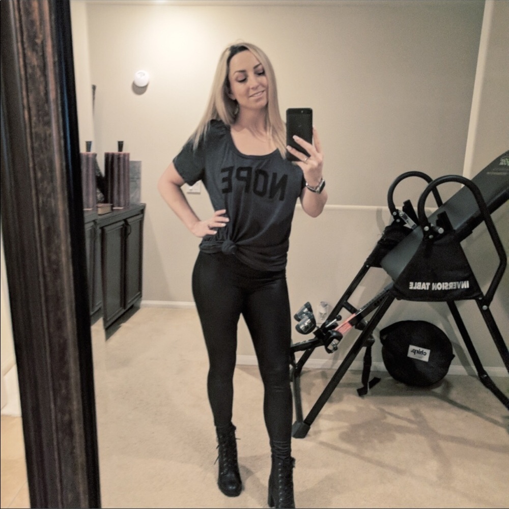 💜 CUTE SASSY T-SHIRT 💜